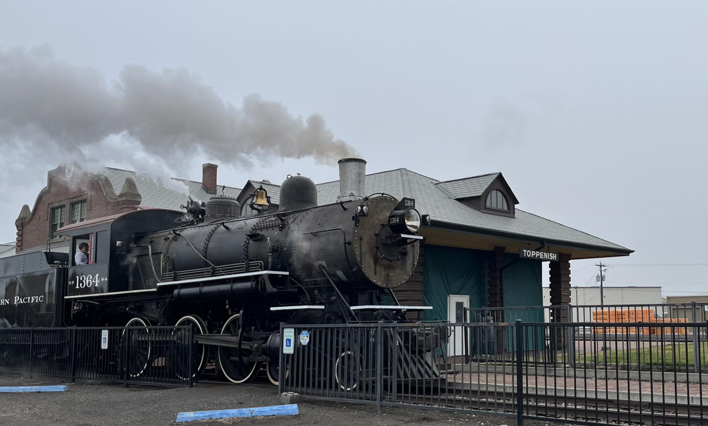 Locomotive steams into Toppenish depot after decades of work