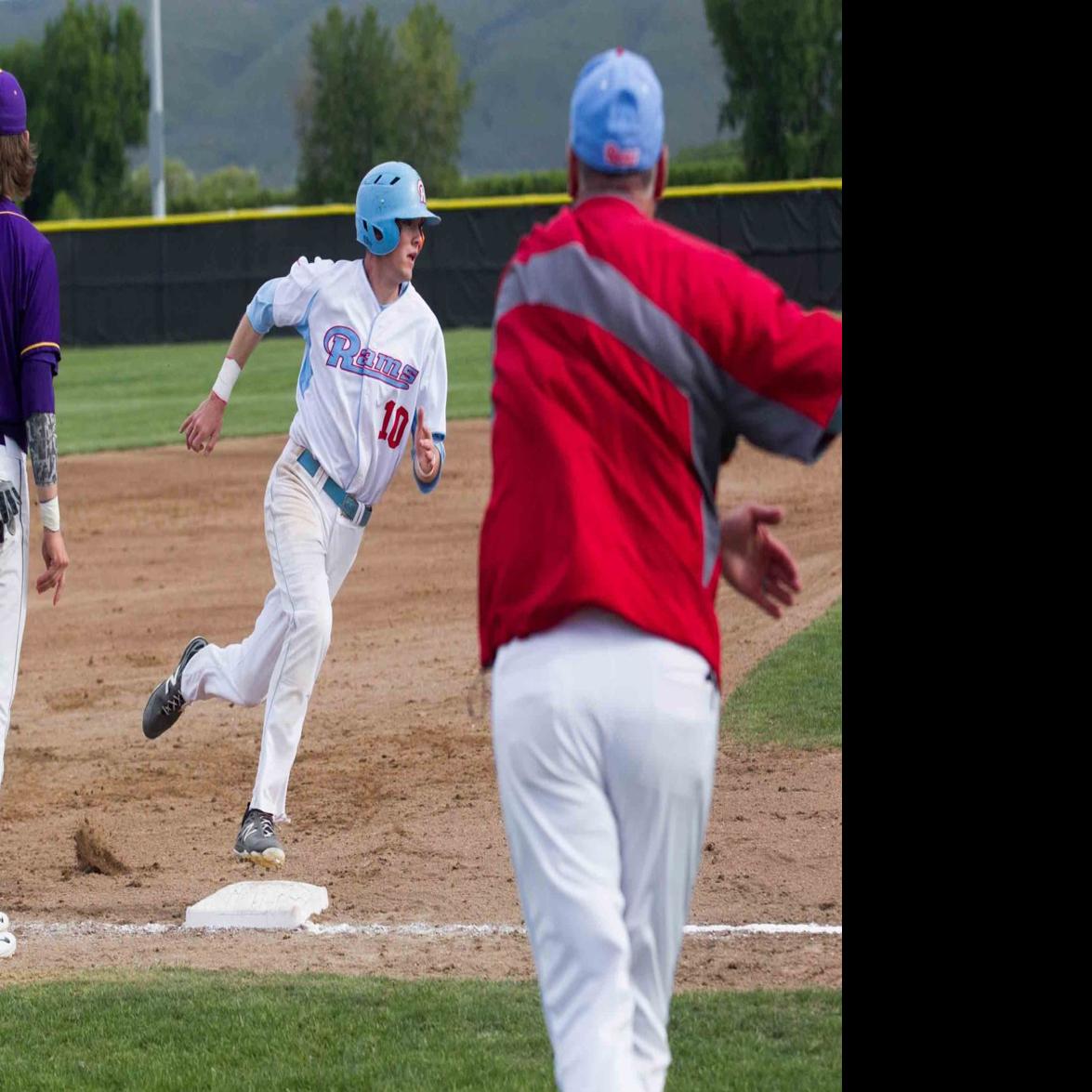 Baseball roundup: Bulldogs, Mustangs pick up District 19-5A sweeps