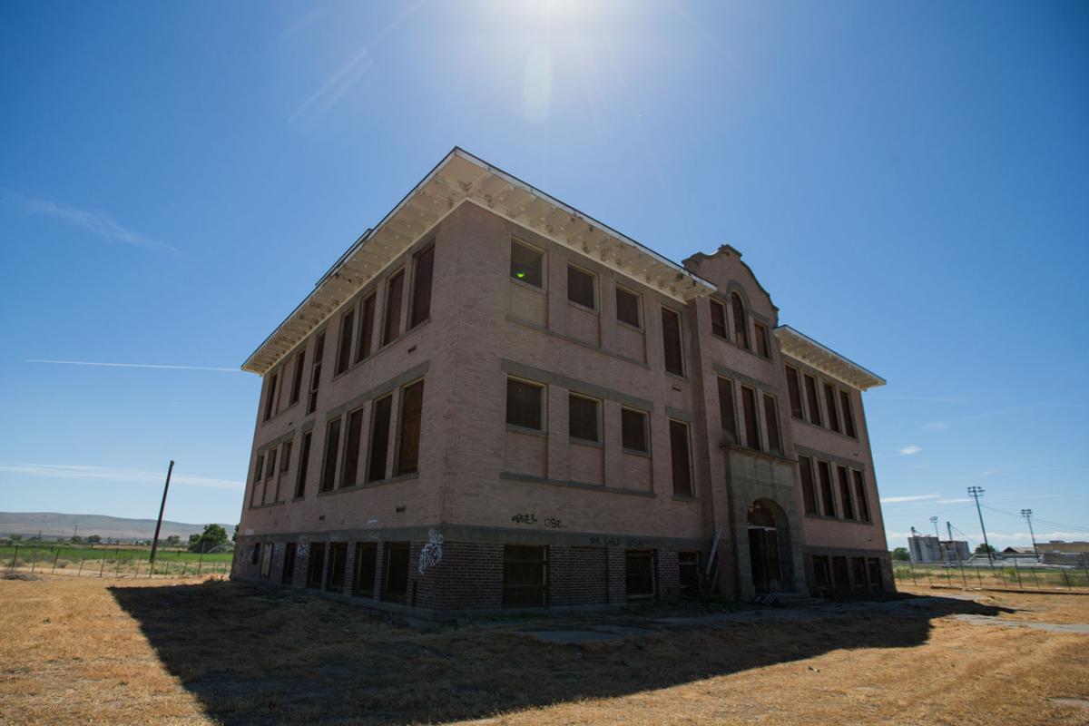 Mabton seeks to buy, rehabilitate old high school Local