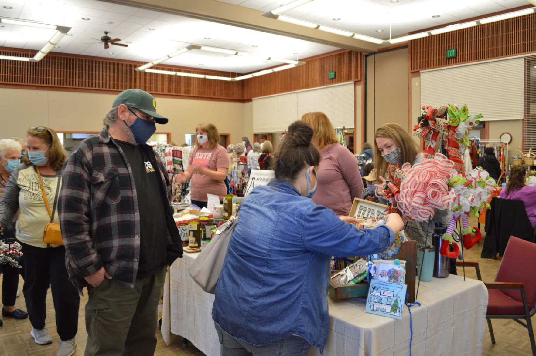 Guide to holiday bazaars in the Yakima Valley  Explore Yakima  yakimaherald.com