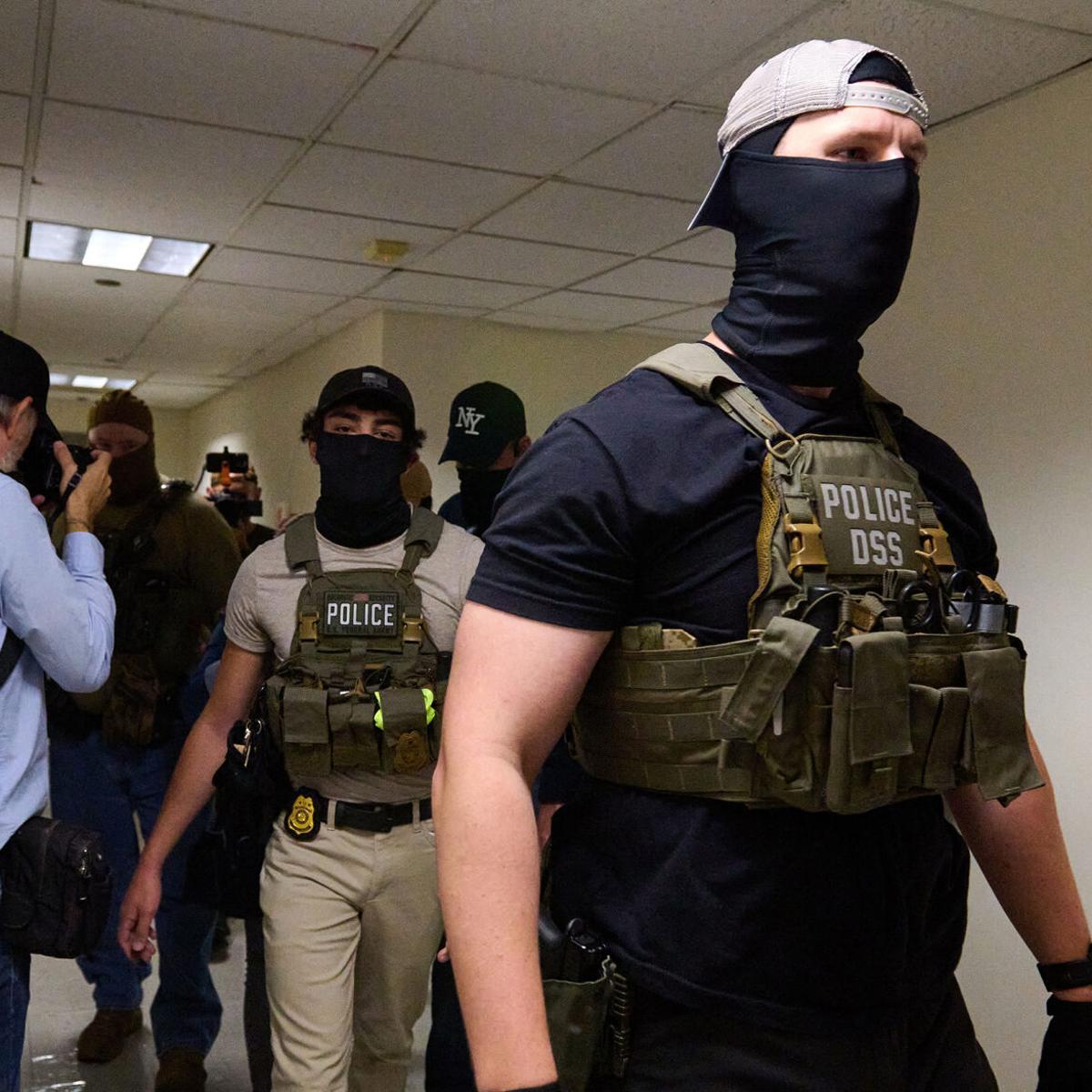 Column: There's no easy way to unmask ICE agents | Opinion | yakimaherald.com