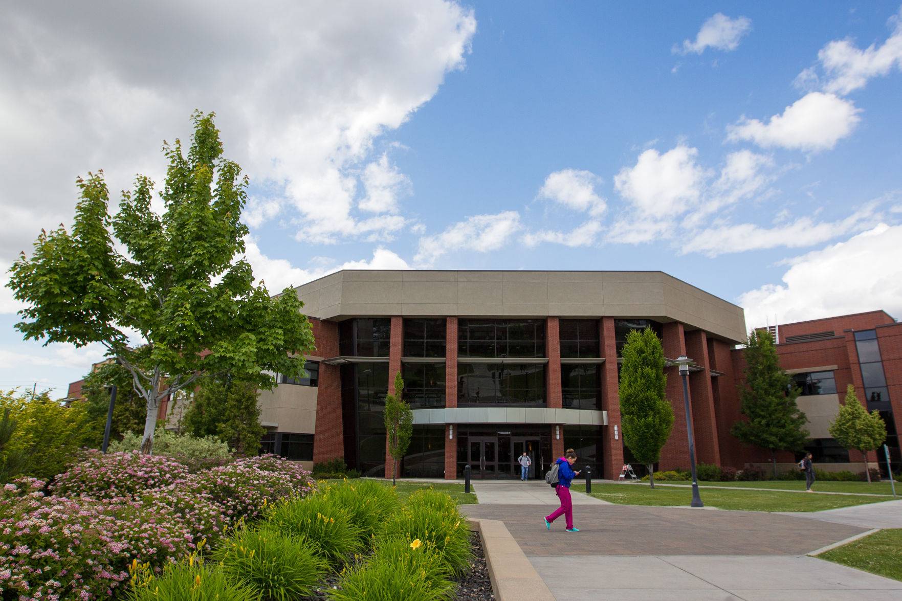Yakima Valley Community College To Change Name Back To Yakima Valley Yakima Valley Community College To Change Name Back To Yakima Valley