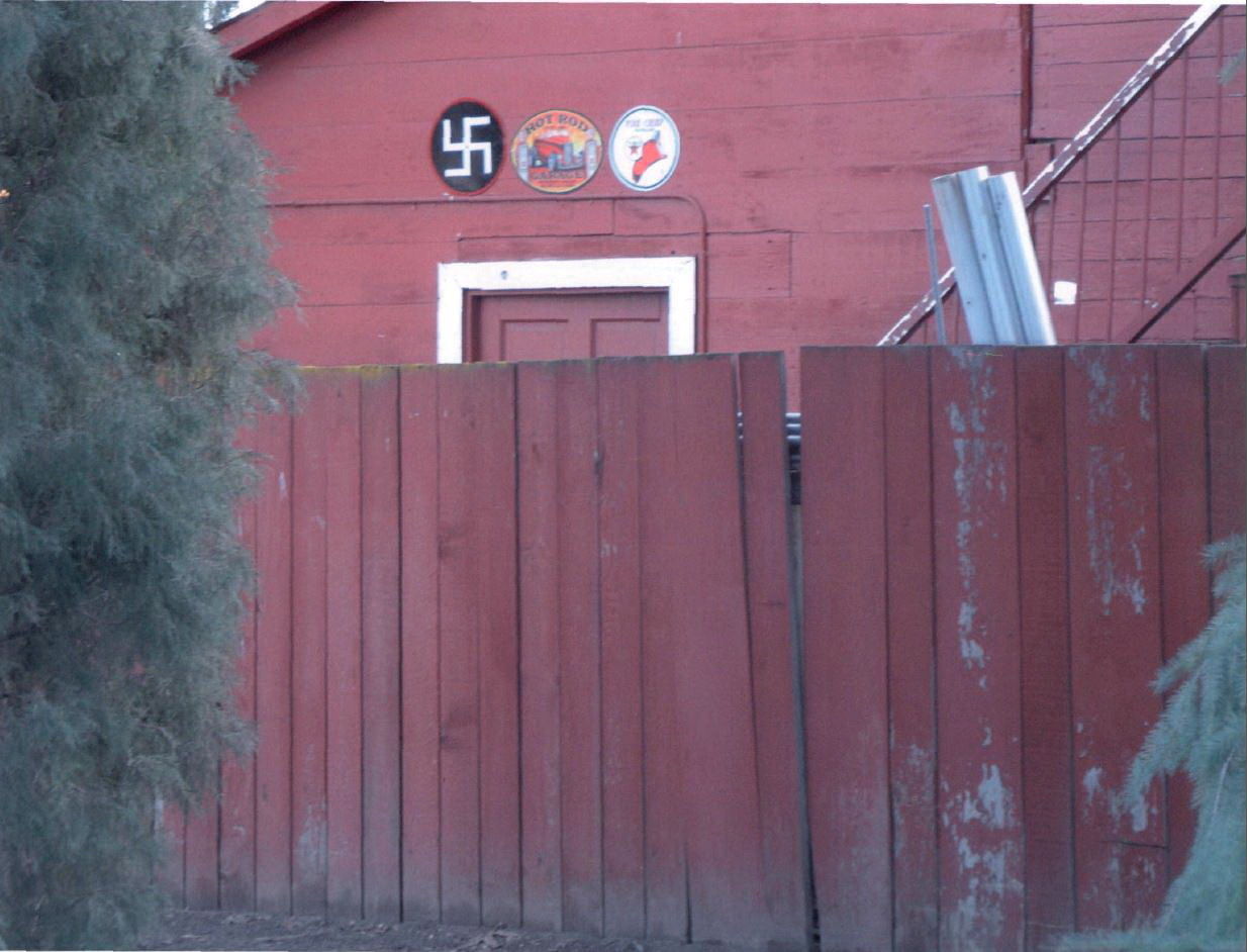 Judge bars swastika display in neighbors' spat | Northwest