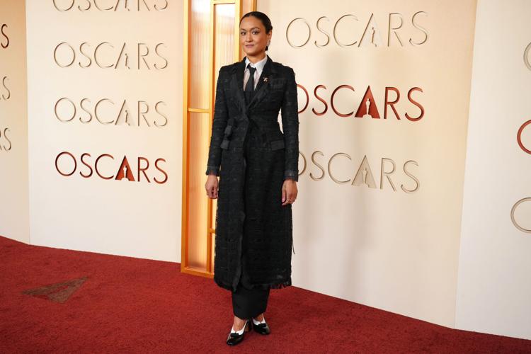 Autumn Durald Arkapaw becomes first woman to win an Oscar for  cinematography | Entertainment | yakimaherald.com