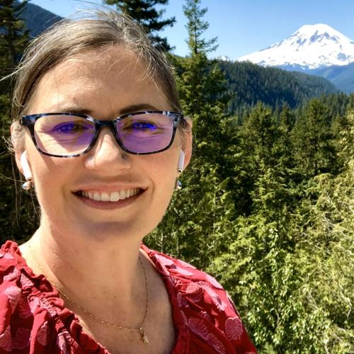 Yakima's turkey trot is a chance to dress in silly costumes and get