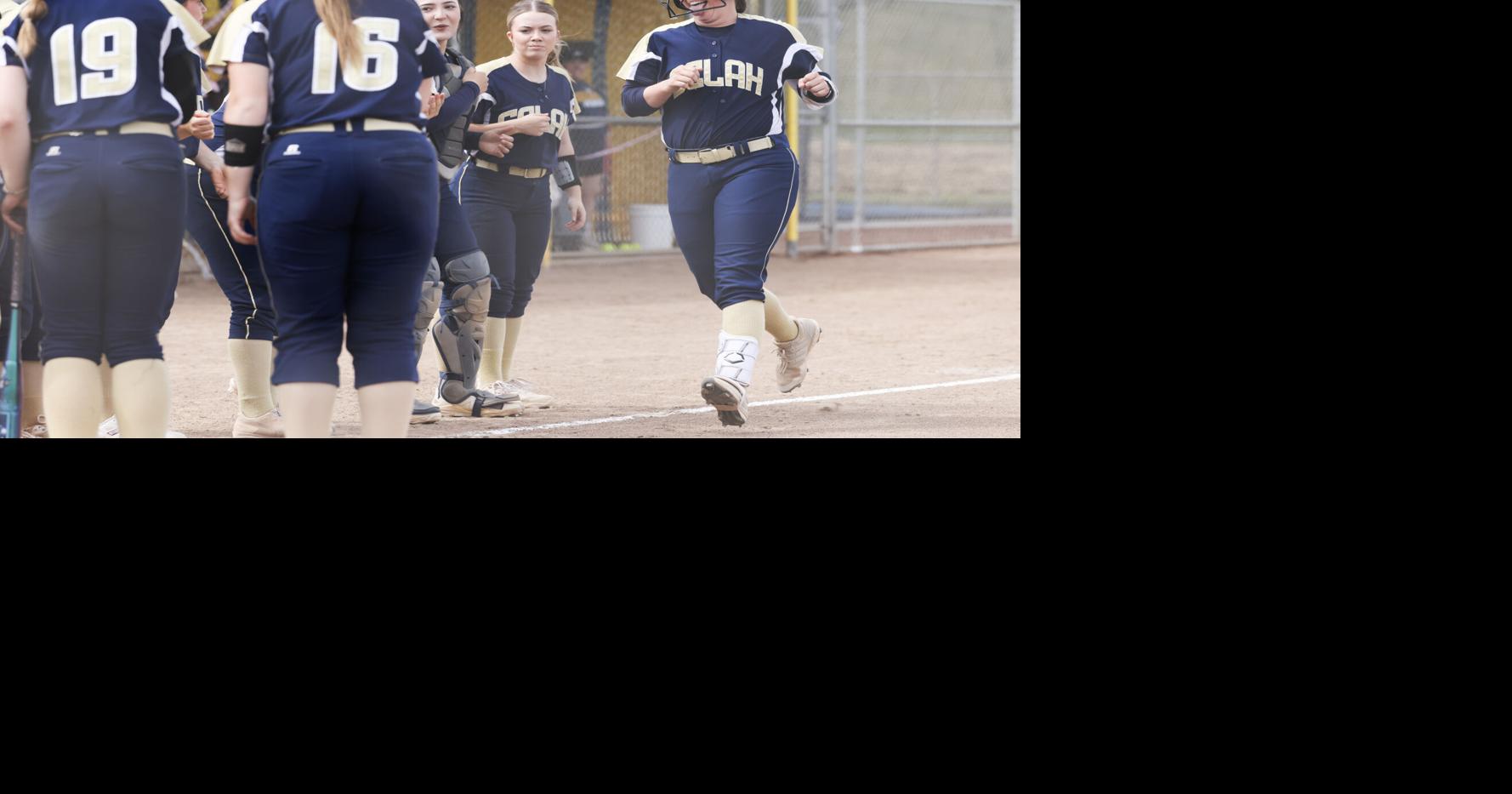 Offense powers Selah softball to sweep of Prosser, share of CWAC title