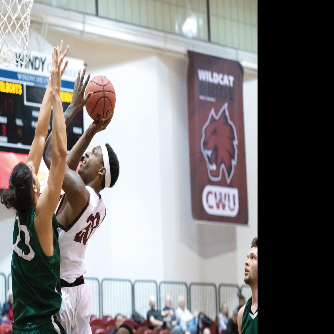Cwu Men S Basketball Hangs Tough Before Boise State Pulls Away
