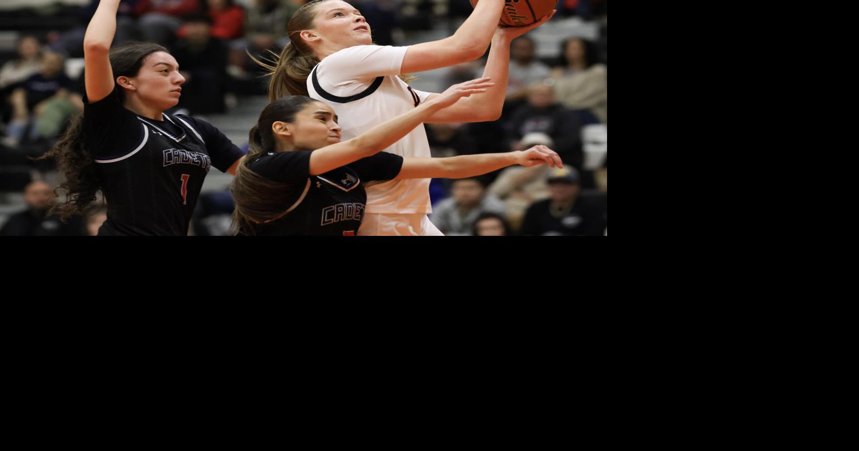 Prep roundup: Cheyenne Hull hits 1,000 points with first basket of junior year, Davis rolls to win