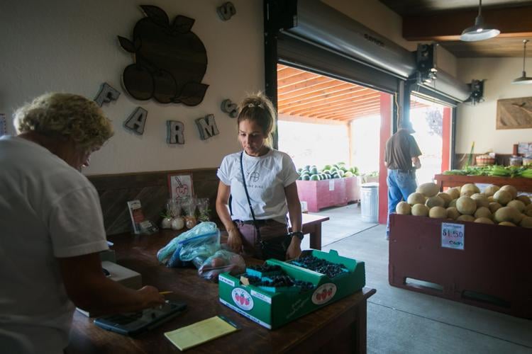 Exploring the Yakima Valley's fruit stands Food And Drink