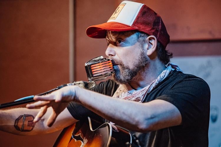 At Prosser's Brewminatti, the live music's as warm and satisfying as