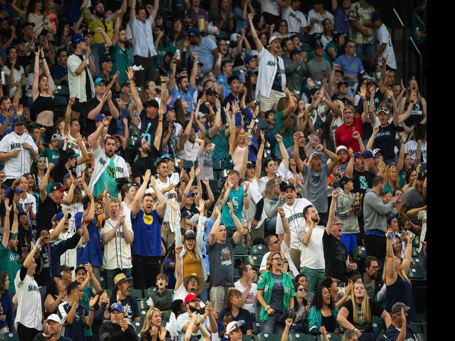 For young Mariners fans, playoffs are a mystery, Mariners