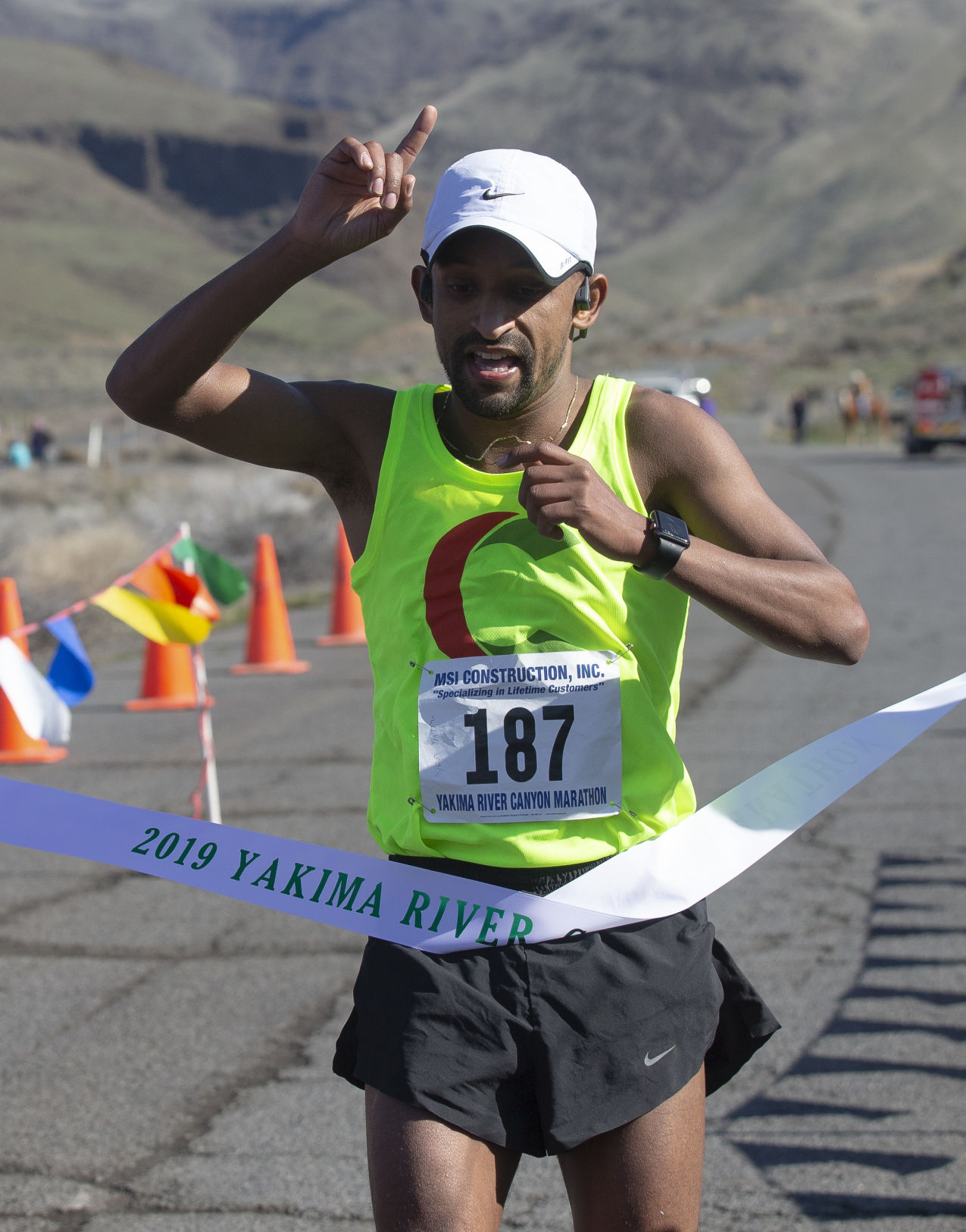 West Valley grad wins women's Yakima Canyon River Marathon, Yilma ...