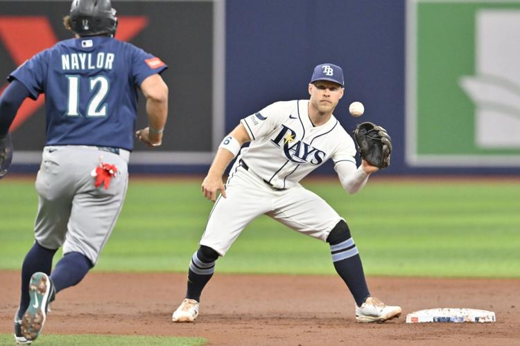 Mariners fall below .500 as losing streak continues with loss to Rays