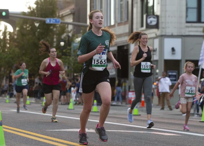 PHOTOS Runners compete in Downtown Yakima Mile races Photos and
