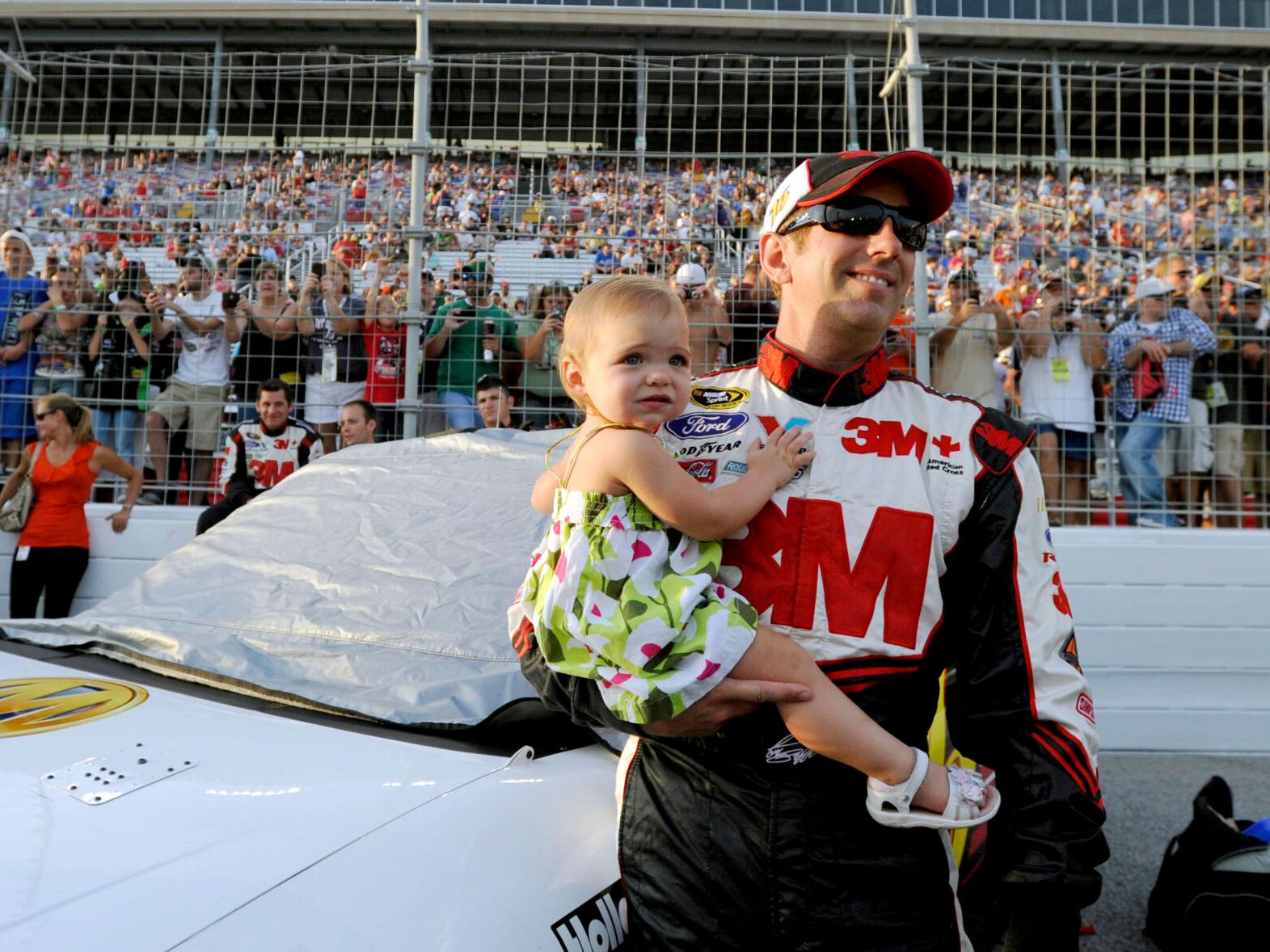 What we know about the plane crash that killed NASCAR's Greg Biffle and his family | Nation | yakimaherald.com