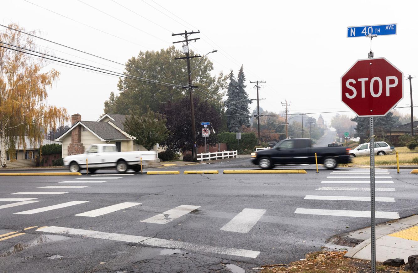 Yakima officials explore new crosswalk signal at 40th and Chestnut to improve safety