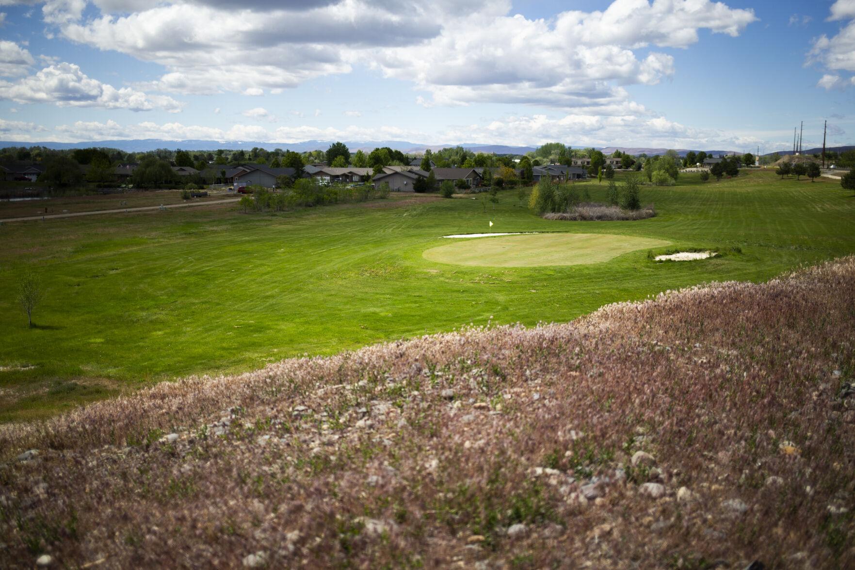 Neighborhood profile Zillah Lakes on the path to full development