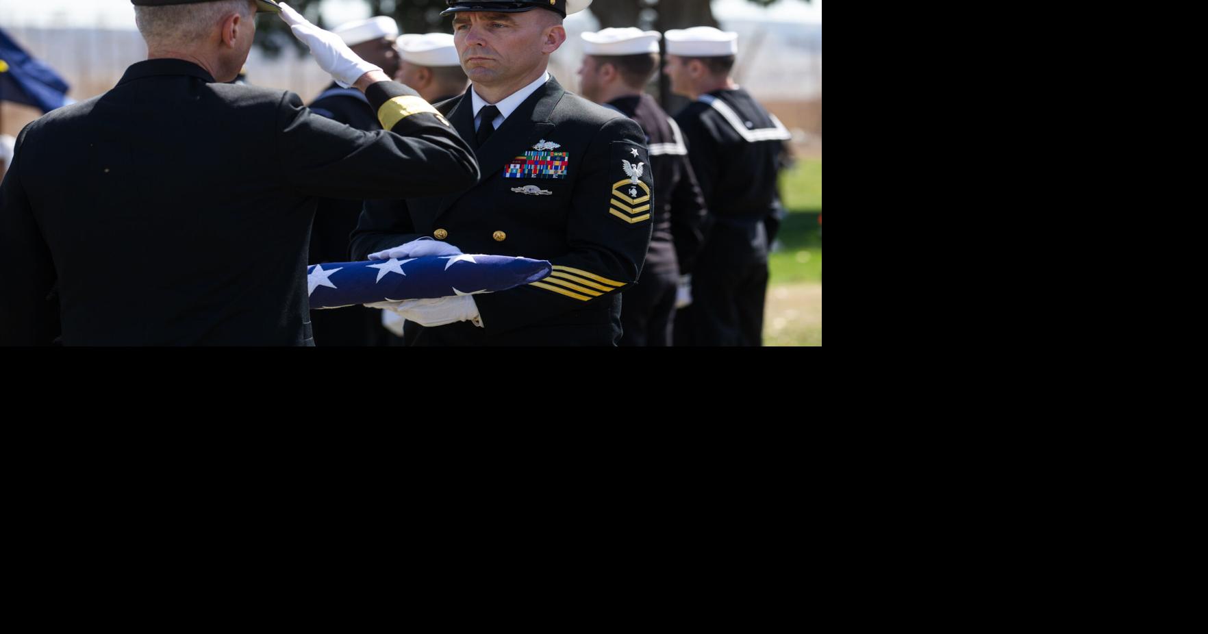 Remains of Vietnam War pilot laid to rest in Mabton cemetery Lower