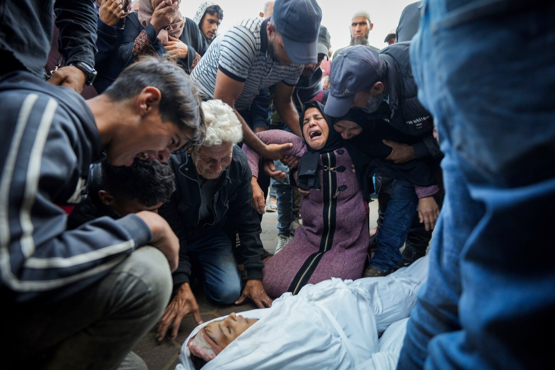 Israeli Strikes In Northern Gaza Kill At Least 88, Officials Say ...