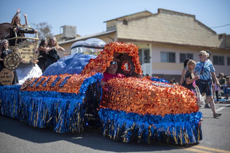 PHOTOS Moxee Hop Festival Parade 2022 News Photos