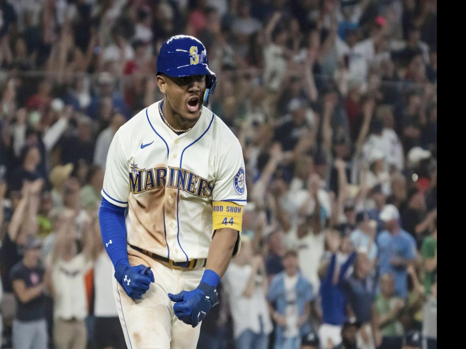 A team on the rise': How national media predict Mariners' 2023