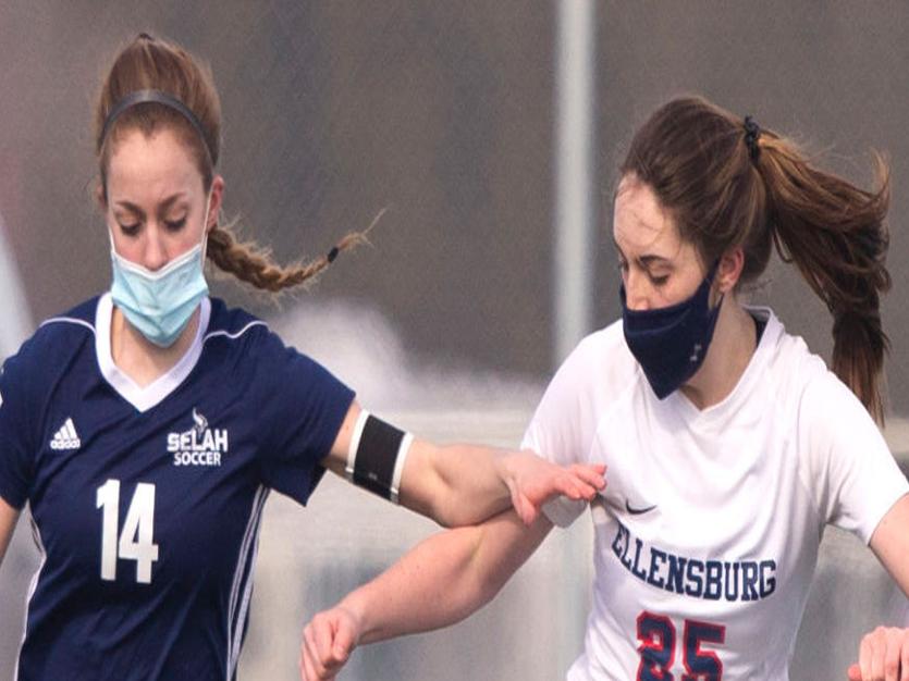 High School Roundup Ellensburg Girls Soccer Edges Selah 2 1 To Stay Unbeaten East Valley Yakimaherald Com