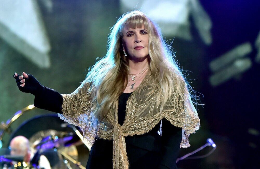 Stevie Nicks: Daisy Jones & The Six Captured Sarcasm Within Fleetwood Mac –  The Hollywood Reporter