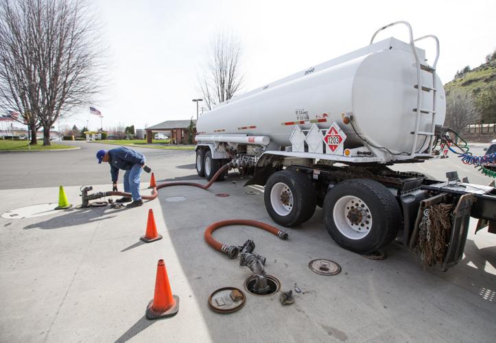 Fred Meyer fuel mix-up causes problems for drivers | Local |  yakimaherald.com