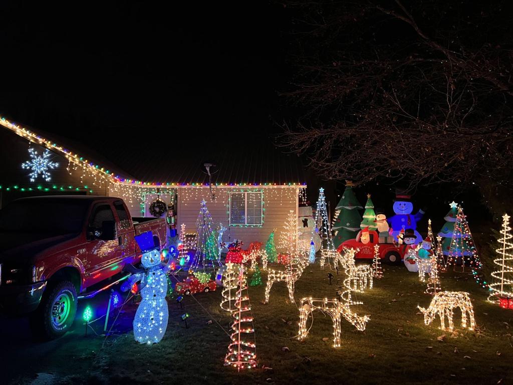 Christmas Light Display 2022 Yakima Wa Listing Of Holiday Lights Displays Around The Yakima Valley 2021 | |  Yakimaherald.com