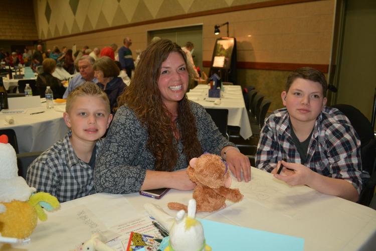 Social Scene Children's Wishes and Dreams dinner auction Reader
