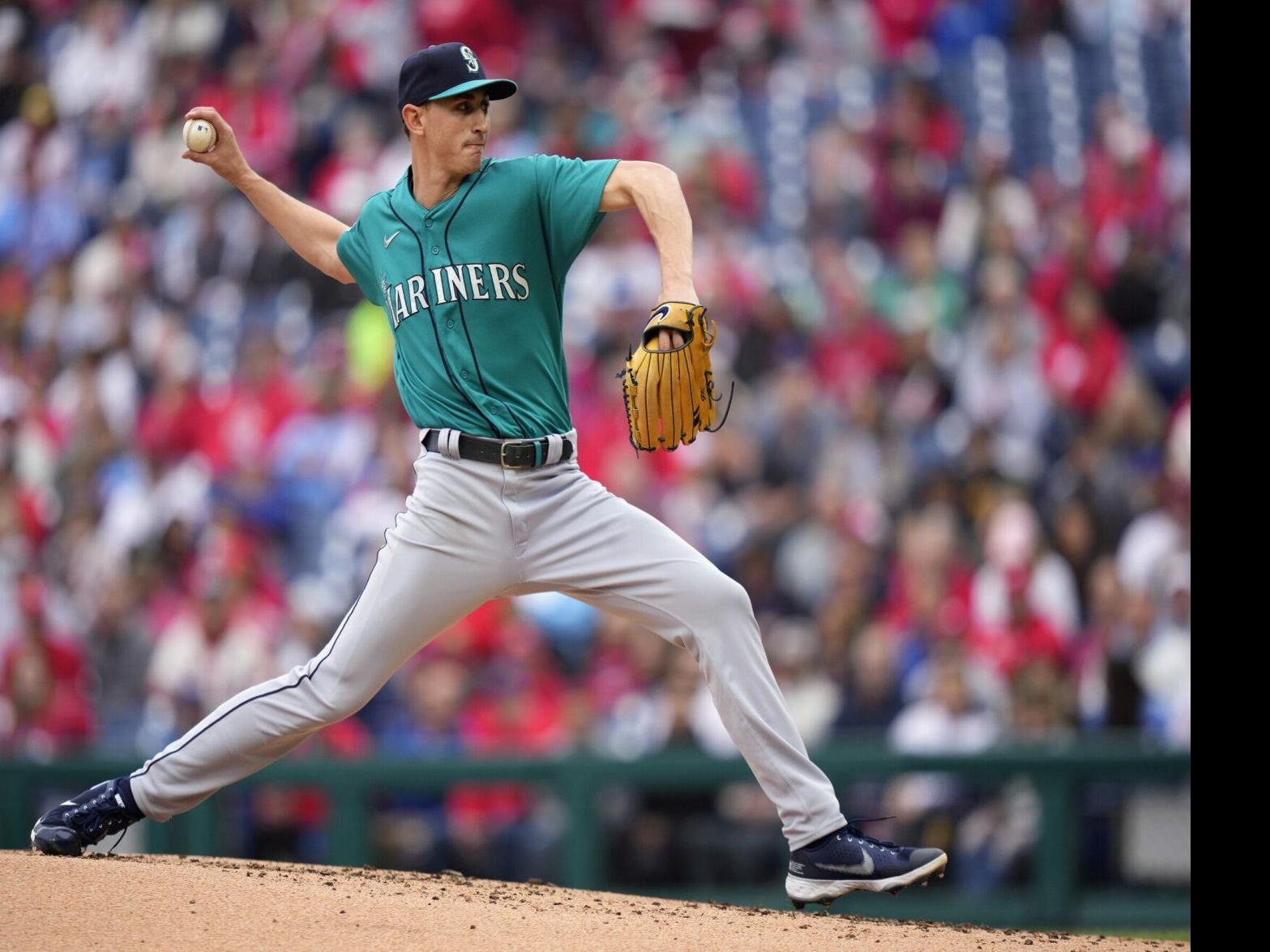 Mariners waste brilliant outing by George Kirby as bats go cold in