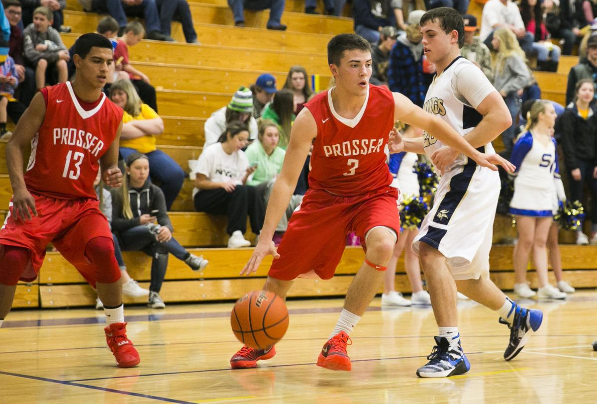 Boys Prep Basketball Roundup Blair leads Prosser past Grandview CWAC