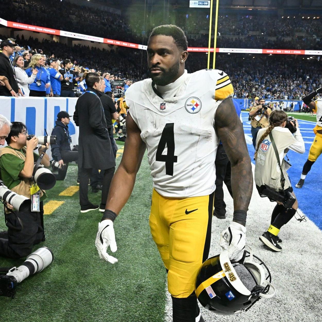 Videos surface showing DK Metcalf's physical confrontation with fan |  Seahawks | yakimaherald.com