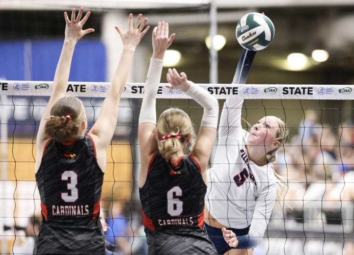 State volleyball: Ellensburg sweeps through to 2A semis, Selah suffers ...