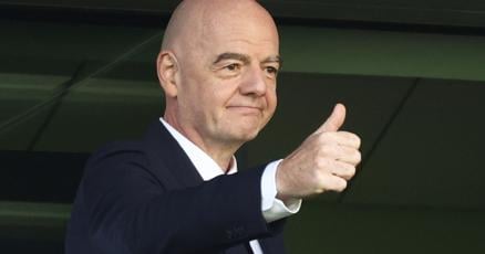 Infantino buscará reelección como presidente de la FIFA pese a fallido plan de venta del Mundial