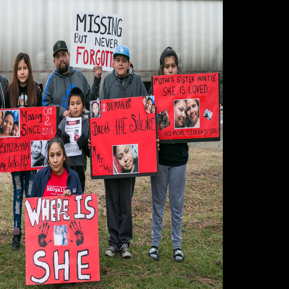 Missing Woman S Sister Family Want Information Investigations And Justice For Rosenda Strong My Sister Where Are You Stories Yakimaherald Com