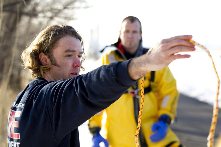 IceRescue-YH-010517-3.jpg