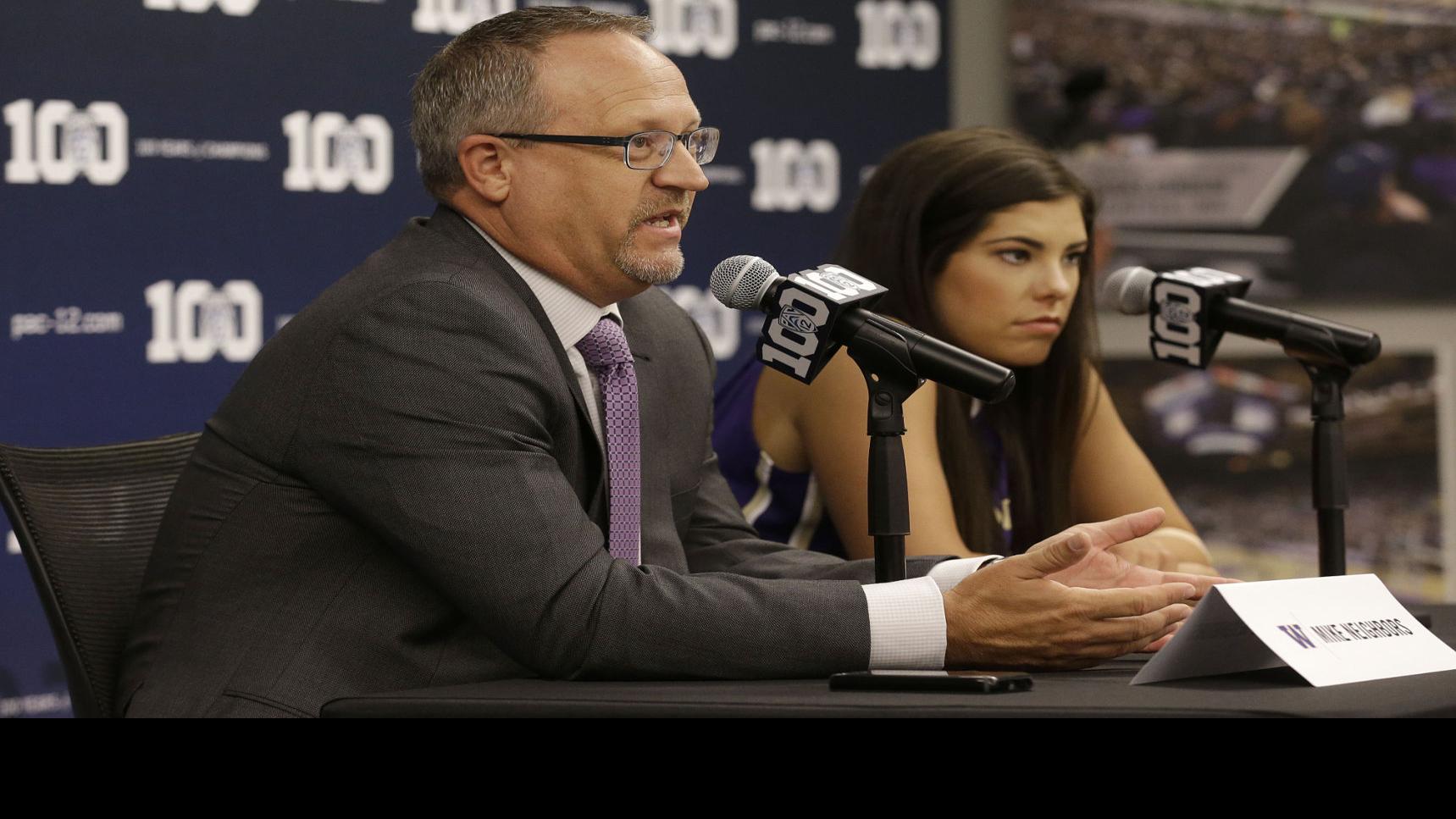 Huskies Neighbors Makes Move To Arkansas Official College