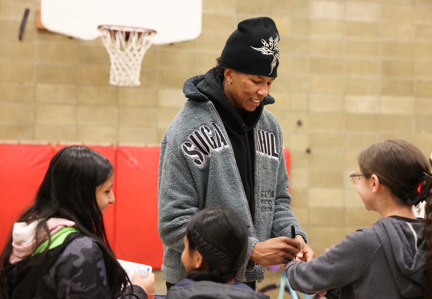 Basketball cheap net beanie