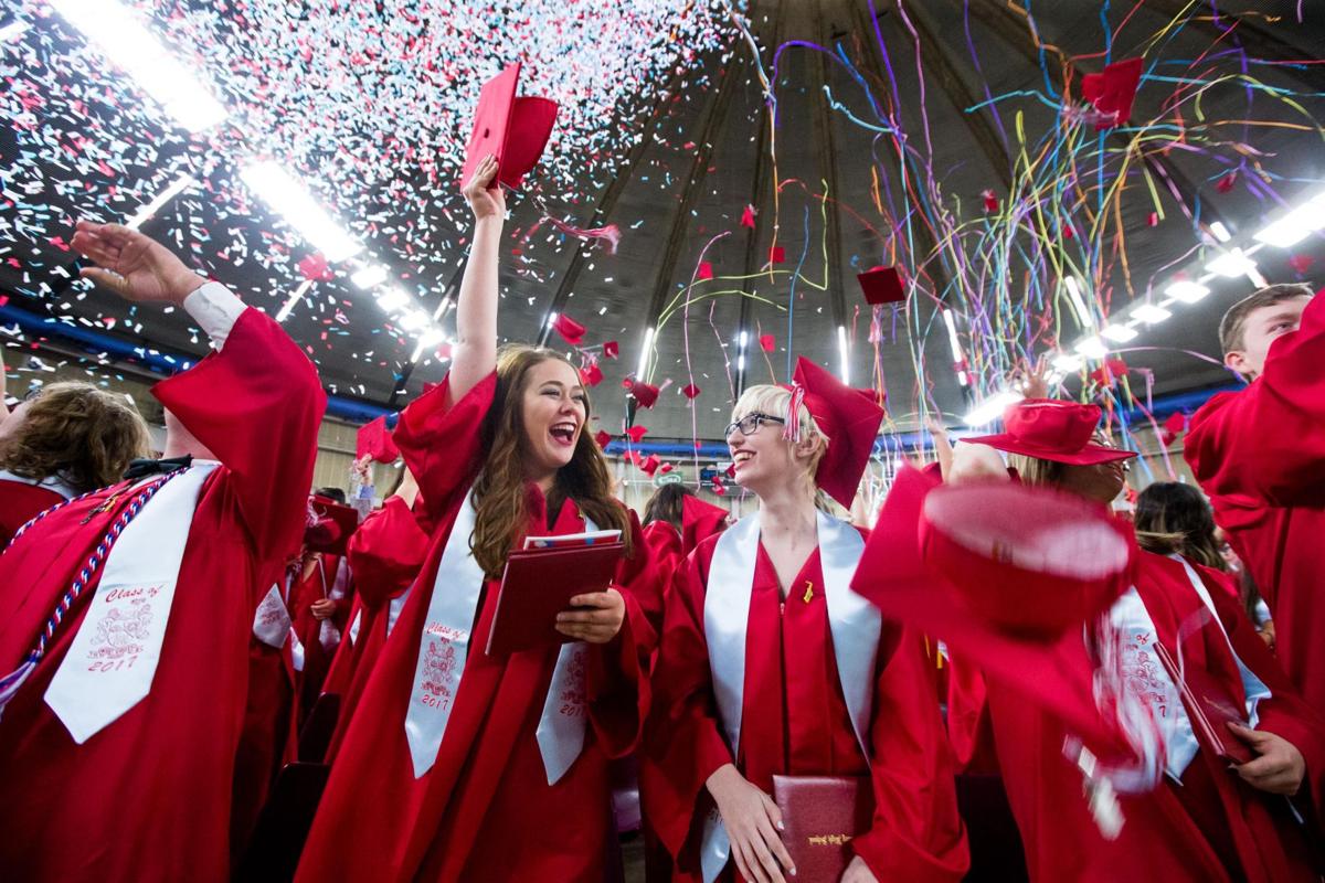 WVHSGraduation-YH-061017_1.jpg