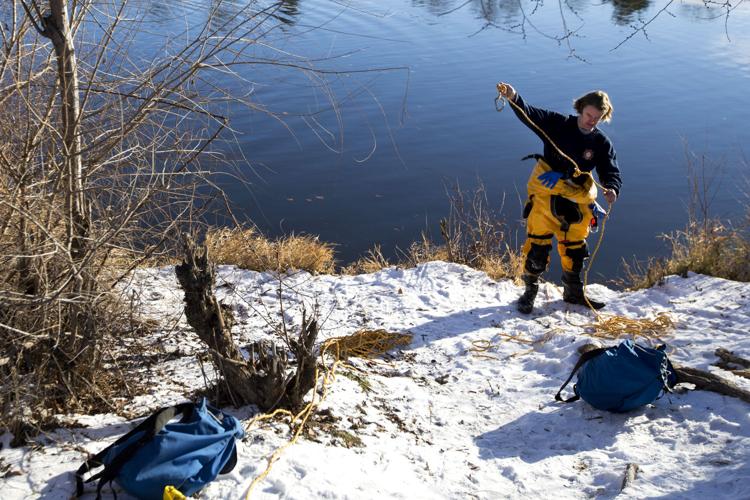 IceRescue-YH-010517-5.jpg