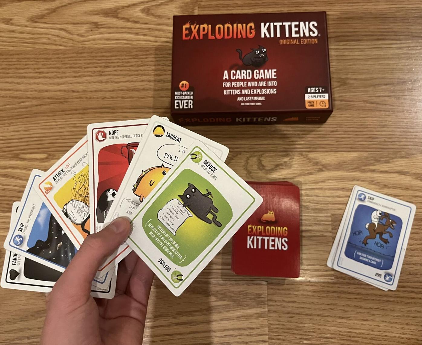 card game exploding kittens