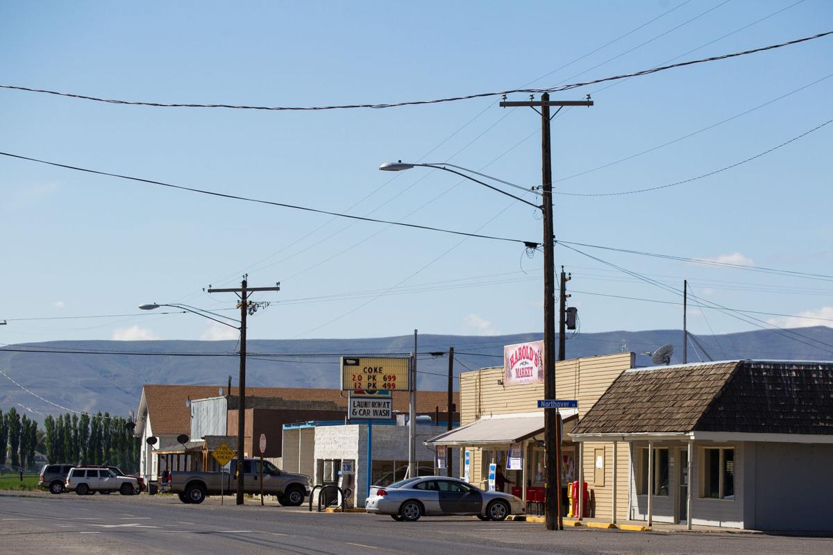 Yakima County commissioners open path for rural Harrah to expand, but