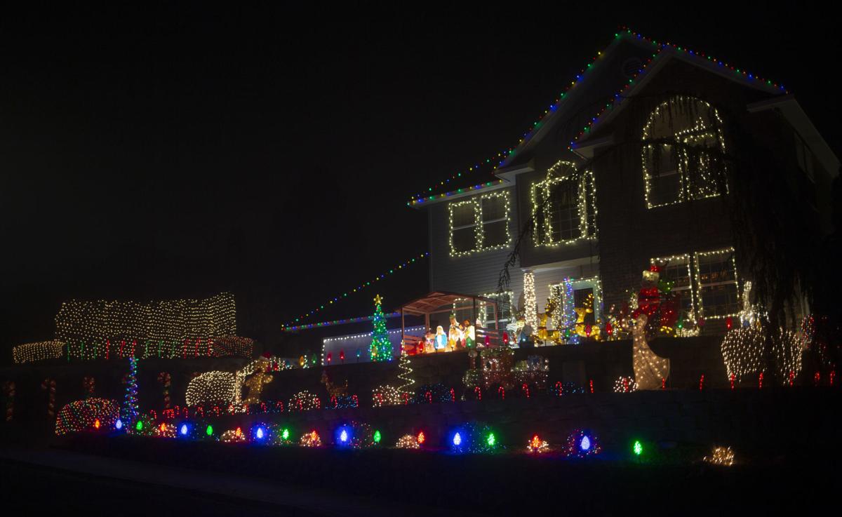 Christmas Light Display 2022 Yakima Wa Christmas Light Displays To Brighten 2020 In The Yakima Area | Local |  Yakimaherald.com