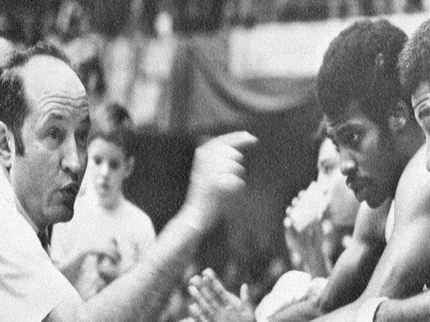 Central Washington Basketball To Retire Dean Nicholson S Number
