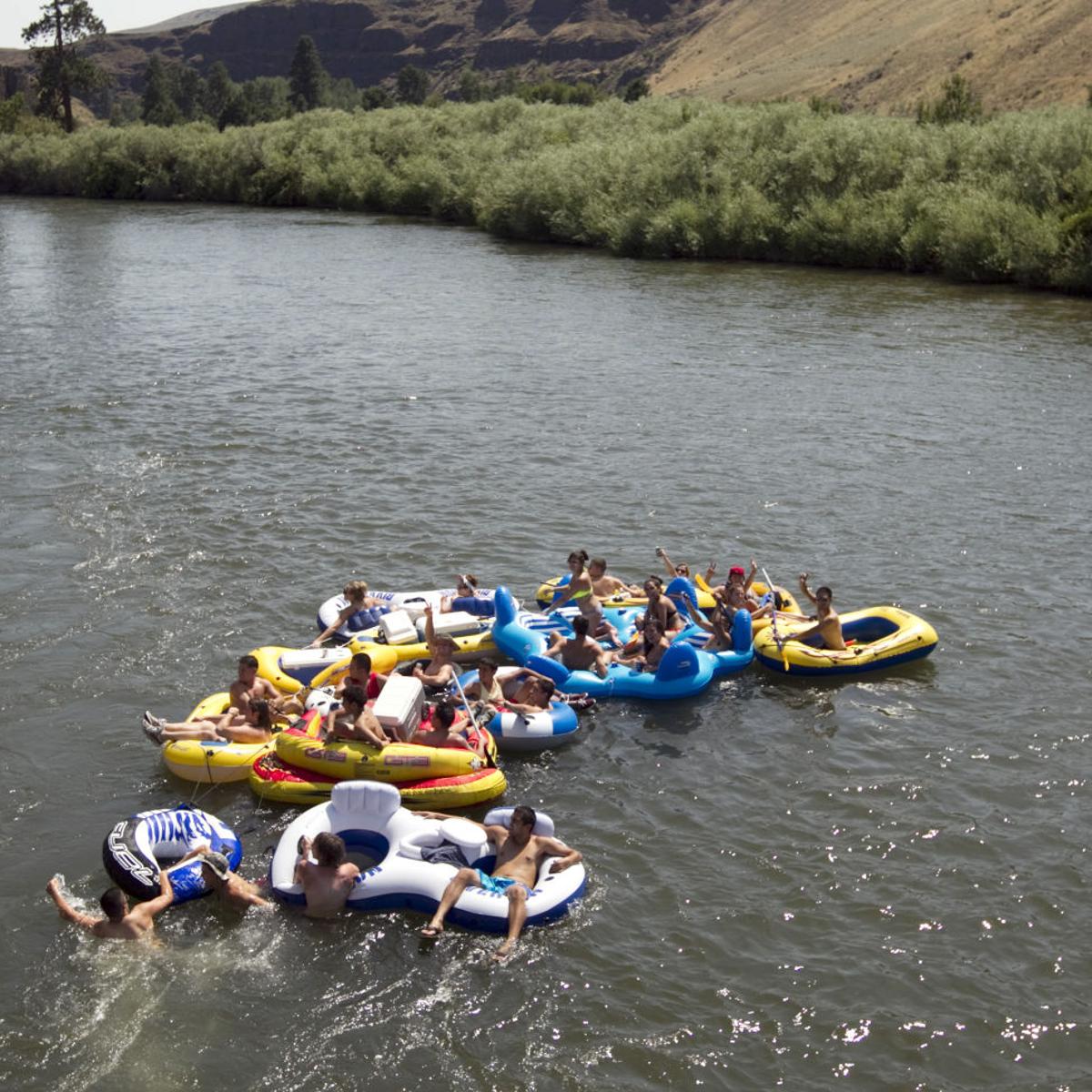 Floating The Yakima River S A Cool Way To Spend A Hot Day News Watch Yakimaherald Com Yakima River Float Map