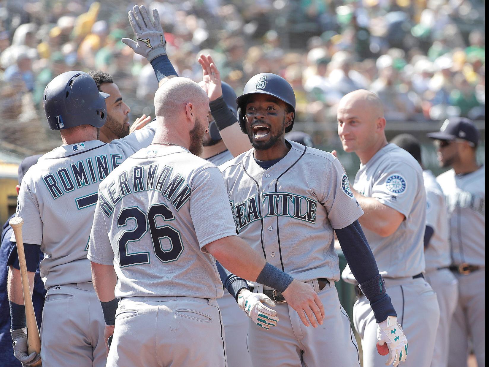 Robinson Cano, CC Sabathia lead Yankees over Mariners 