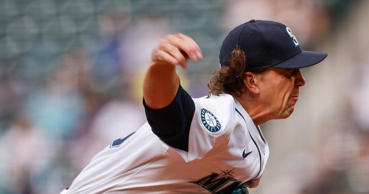 Photos: Seattle Mariners take on Kansas City Royals