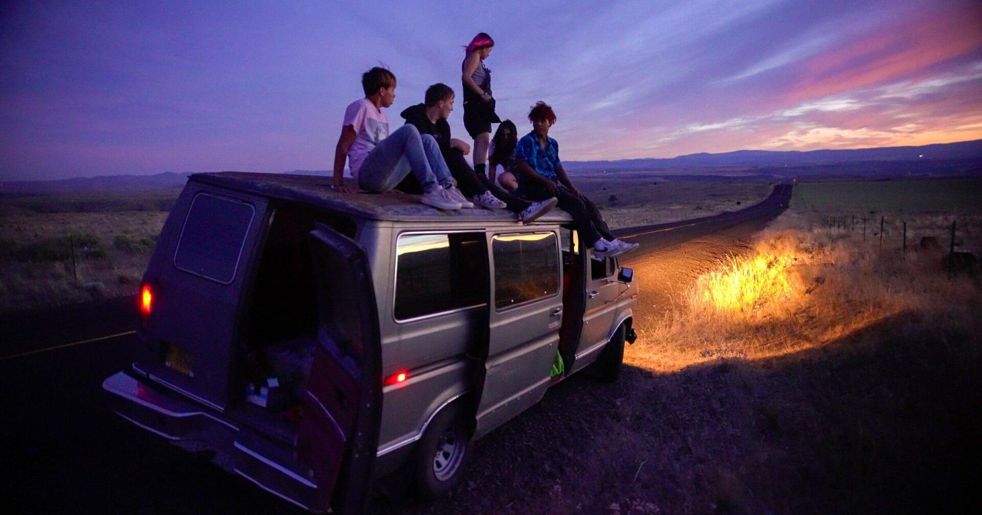 PNW-set 'Gasoline Rainbow' captures electric final snapshot of youth | Entertainment - Vimarsana News