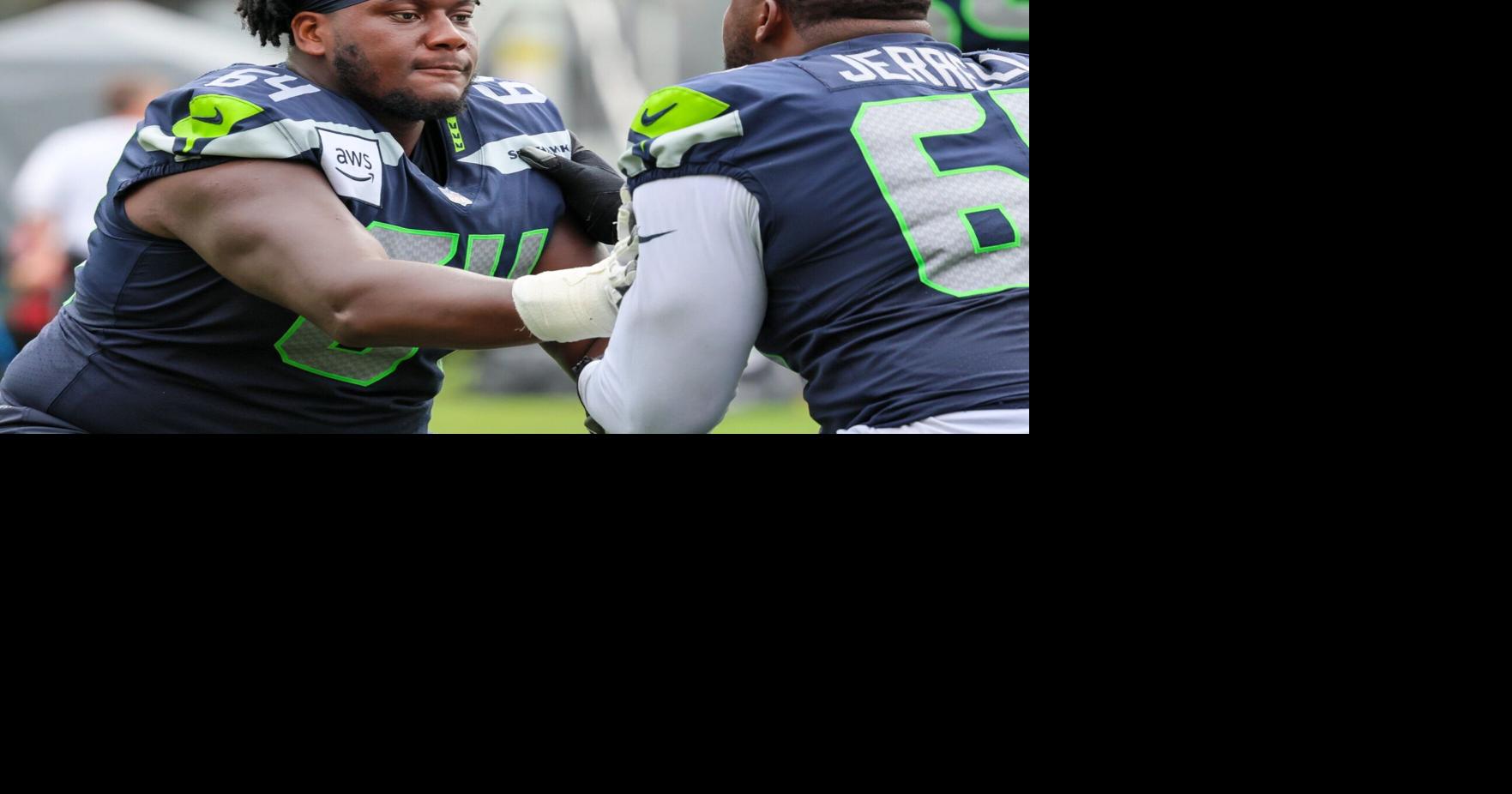 Christian Haynes ‘in the mix’ for Seahawks’ starting center job
